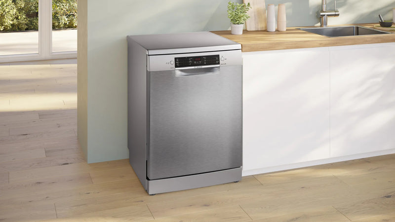 Bosch Serie 2 Stainless Steel Freestanding Dishwasher | SMS26AI08G