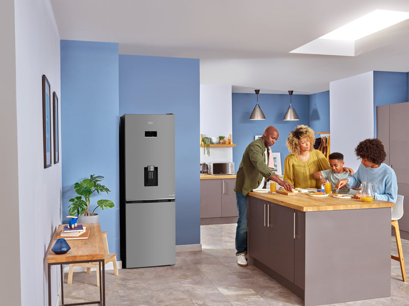 Beko Freestanding AeroFlow™ Fridge Freezer with HarvestFresh™ | CNB3G4686DVPS